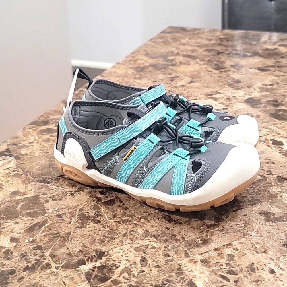 KEEN KNOTCH CREEK STEEL GRAY / WATTERFALL Quick Dry Hiking Shoes Sz. Youth 5 & 3